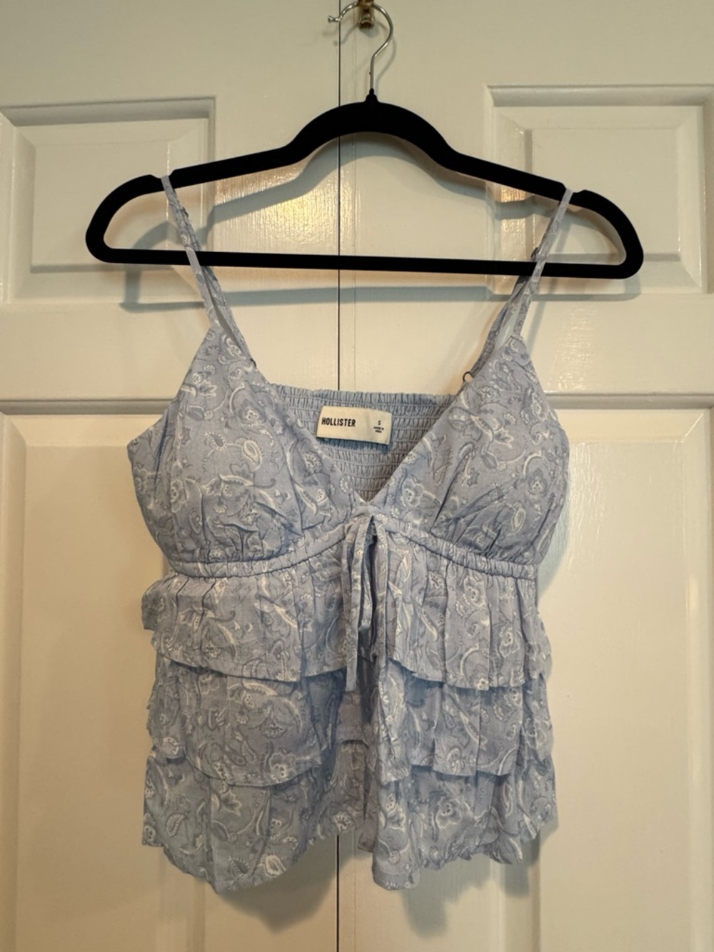 NWOT Hollister Light Blue Paisley Ruffle Camisole